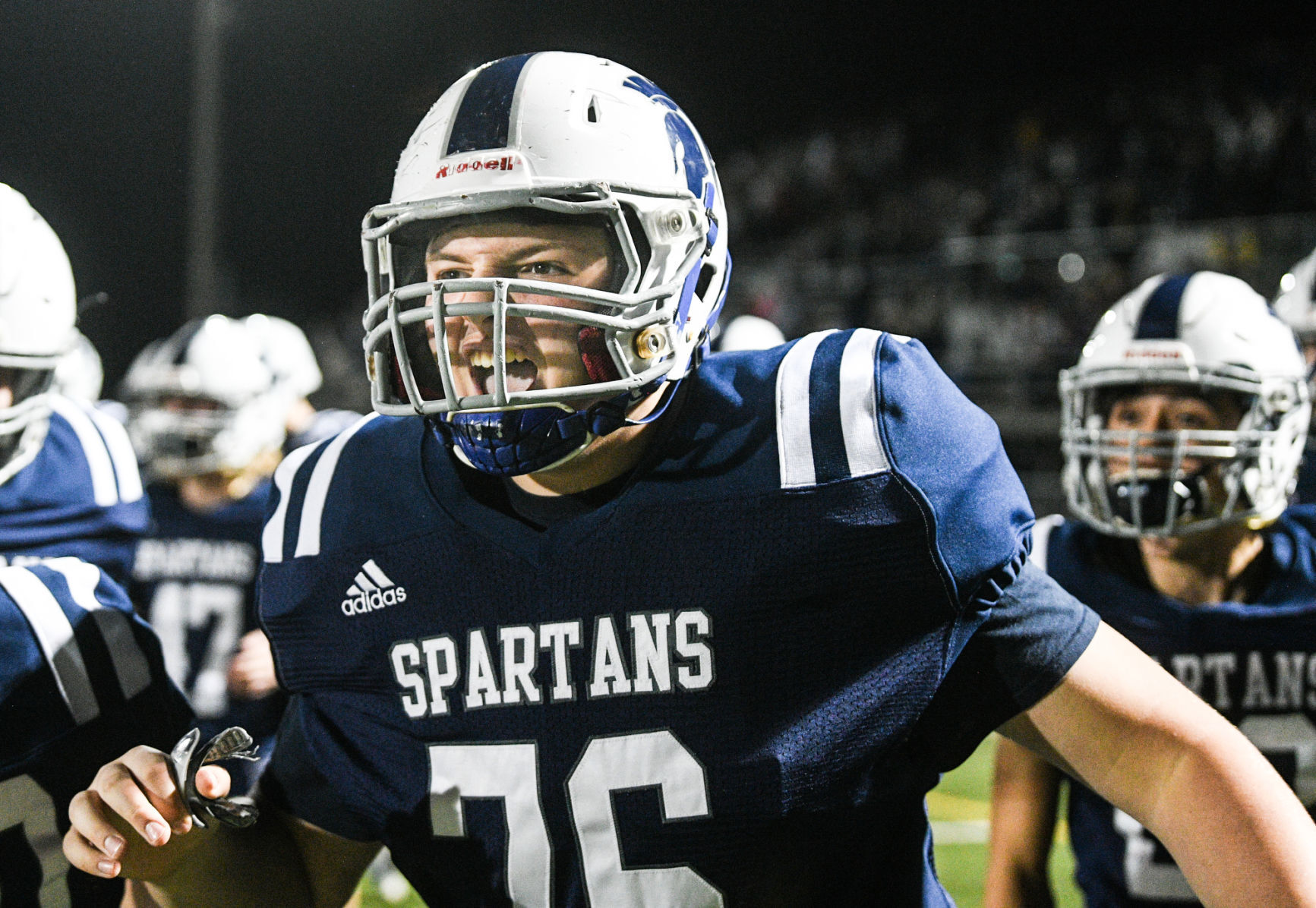 110620-qc-spt-icw-pv-football-020